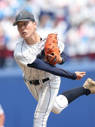 新潟産大付－中越　新潟産大付の先発・田中拓朗＝エコスタ