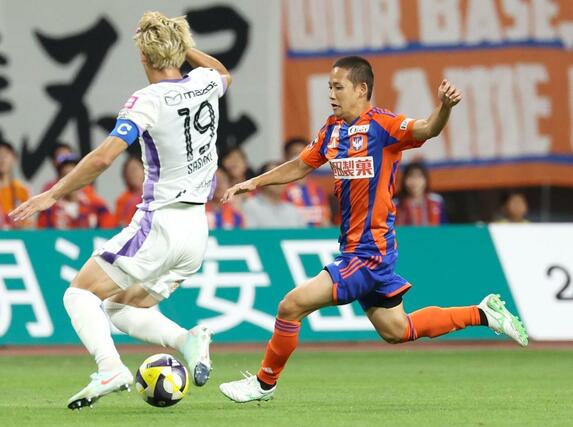 後半、途中出場した新加入のＭＦ島村拓弥（２８）＝７月２０日、デンカビッグスワン