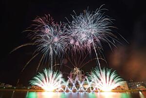 新潟まつりの花火大会=2024年8月