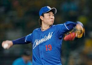 今季初完封で3勝目を挙げた中日・高橋宏=甲子園