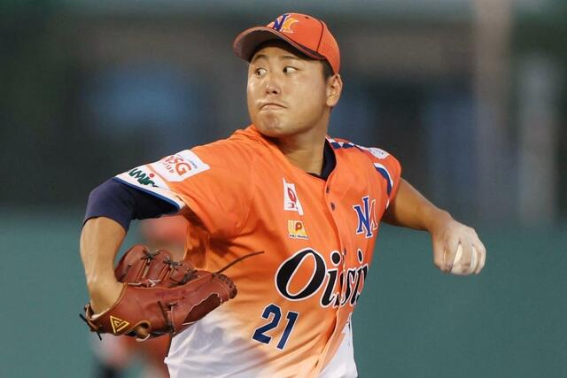 オイシックス-中日 先発したオイシックスの牧野憲伸=みどり森(写真映像部・大橋奎介)