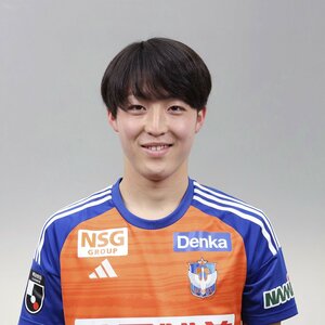MF奥村仁(C)アルビレックス新潟