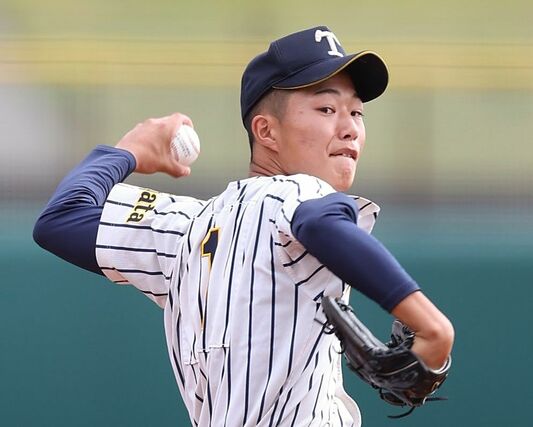 帝京長岡－星稜　帝京長岡先発の工藤壱朗＝富山市民球場