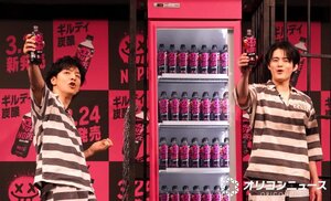 役10年ぶりに再会した（左から）生田斗真、鈴鹿央士 （C）ORICON NewS inc.