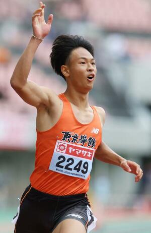 陸上Ｕ２０日本選手権　男子２００メートルで優勝した佐藤克樹＝６月、ビッグスワン
