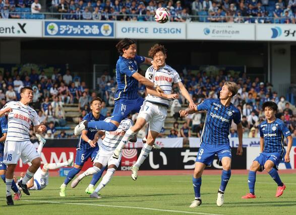 後半、オウンゴールを誘い追加点。３－１とリードを広げる＝町田ＧＩＯＮスタジアム
