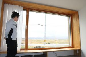 第一建築業が手がけた住宅。世界で最も厳しい省エネ基準とされる「パッシブハウス」に認定された=柏崎市上原