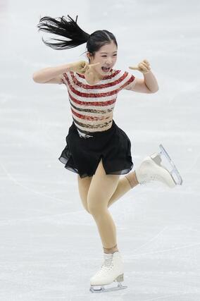 女子ＳＰ　演技する中井亜美＝北京（共同）