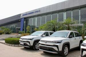 　インド北部グルガオンにあるスズキの販売店＝１７日（共同）