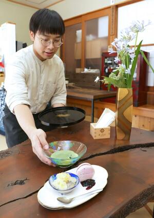 夏目庵が7月限定で提供している茶菓子セット