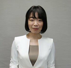 遠藤奈央子氏