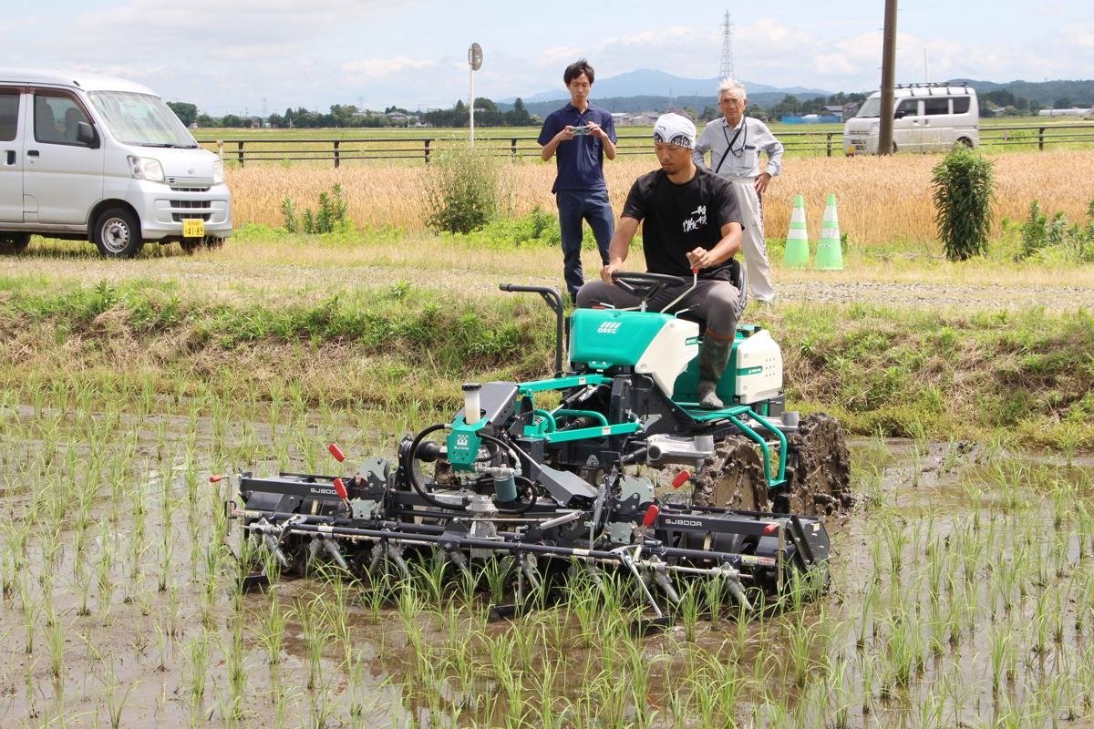 水田除草機　除草機　農機　農業　有機栽培 水田除草機