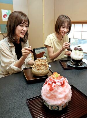 手作りジャムなどを使ったかき氷。事前予約で有料の個室でも楽しめる=7月13日、新潟市中央区本町通11