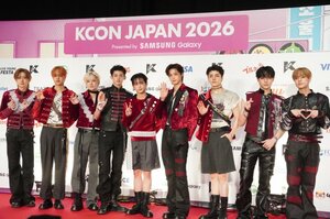 『KCON JAPAN 2026』Day3レッドカーペットに登場した&TEAM (C)ORICON NewS inc.