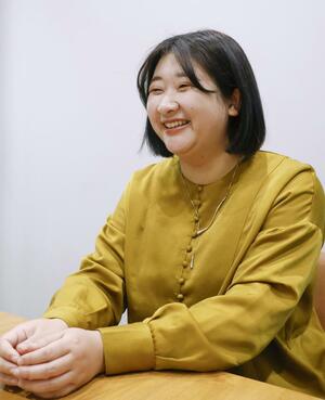 「地方女子プロジェクト」の代表を務める山本蓮さん=甲府市
