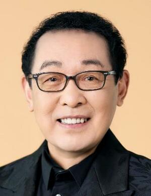 福岡国際音楽大の客員教授に就任するさだまさしさん