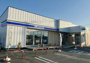 ローソン上厚真店=2024年11月、北海道厚真町