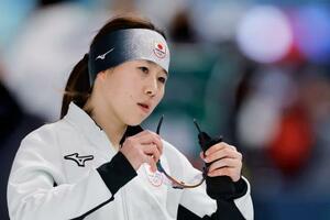 　女子３０００メートルのレースに臨む堀川桃香＝ミラノ（共同）