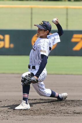 新潟南－万代　先発した万代の渡邉泰良＝三条市パールスタ