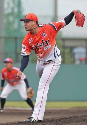 オイシックス－楽天　５回無失点と好投した、新潟先発の前川哲＝みどりと森の運動公園