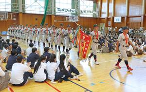 優勝報告会=中越高校