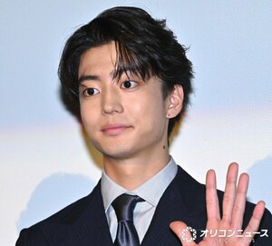 同性カップルを演じる伊藤健太郎 （C）ORICON NewS inc.
