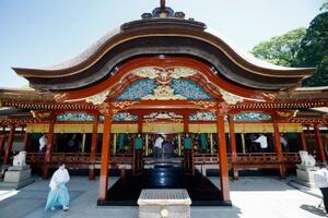 124年ぶりの大規模改修を終え、報道陣に公開された太宰府天満宮の「御本殿」=18日午前、福岡県太宰府市