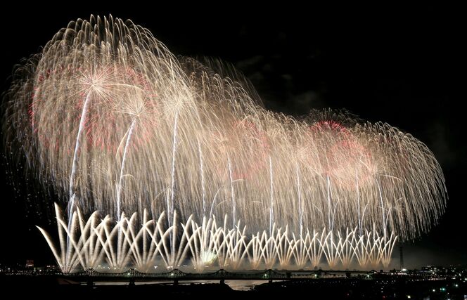 中越地震10年目の「フェニックス10」=2014年