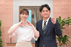 『愛と知識とのんとノブ』=のん、ノブ(C)MBS