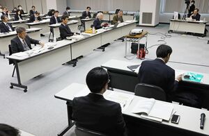 東電に対する確認事項をおおむね終えた県技術委員会=2月15日、新潟市中央区