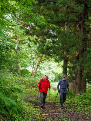 「にっぽん百低山『番屋山・新潟』」は、NHKBS12月8日午後7時〜などで放送予定です