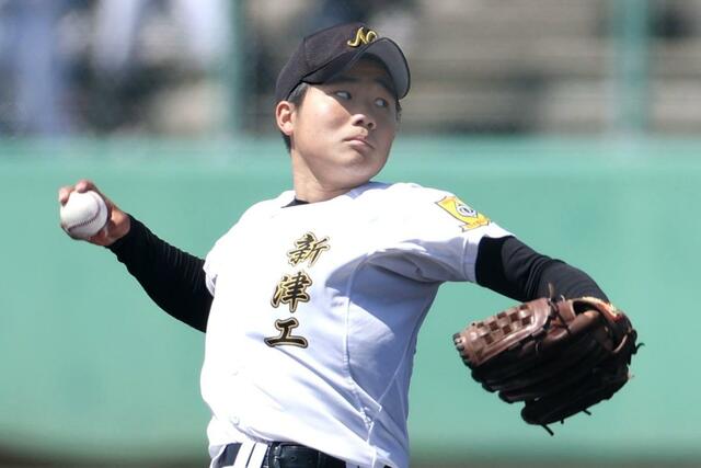 日本文理-新津工 新津工の先発星野雄紀=新発田市五十公野