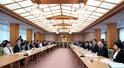 　衆院議長公邸で開かれた皇族数確保策に関する全体会議＝１５日午後
