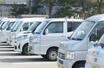能登半島地震の被災者に貸し出すため、全国から集まった寄付車=2024年3月、石川県七尾市