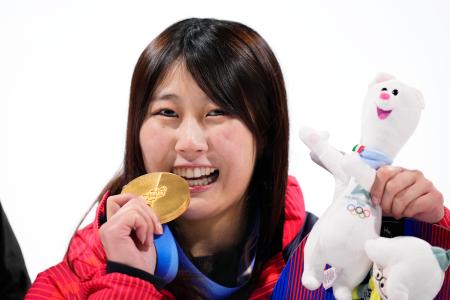冬季オリンピック2026】村瀬心椛、スノボ女子初「金」 ビッグエアの