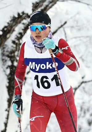 女子5キロクラシカル 連覇した福原優香(十日町)=妙高市(上越支社・渡辺善行)