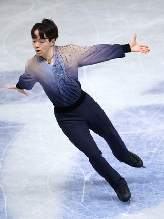 男子フリー　演技する鍵山優真＝ＩＧアリーナ