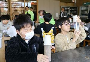 児童らが液状化の仕組みを学んだ出前授業＝新潟市西蒲区打越