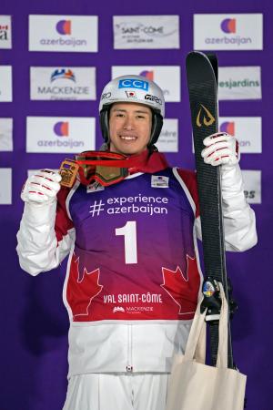 男子デュアルモーグルで2位の堀島行真=バルサンコム(共同)