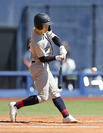 北越-中越 6回中越無死二、三塁、代打の佐藤海来が適時打を放ち2-1=ハードオフ・エコスタジアム