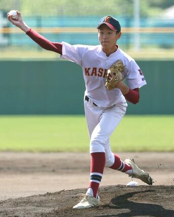 柏崎工-高田農 柏崎工の先発若林大蔵=柏崎市佐藤池