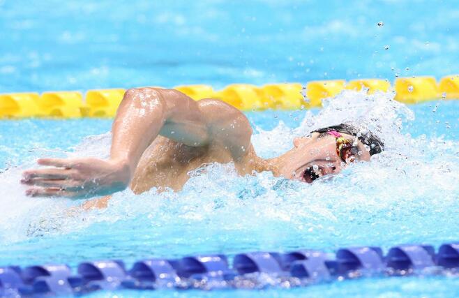 男子４００ｍ個人メドレー決勝　５位に入った根岸歩夢の自由形＝東京アクアティクスセンター
