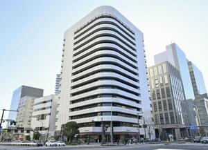 東京都港区南青山の元ホンダ本社ビル(中央)