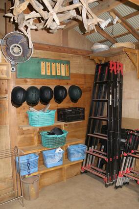 「DIY部」の部室の室内=三条市上保内