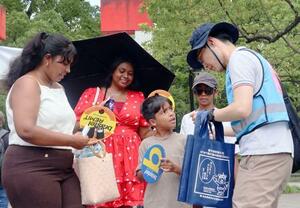 　警視庁の呼びかけ活動＝８月、東京・渋谷
