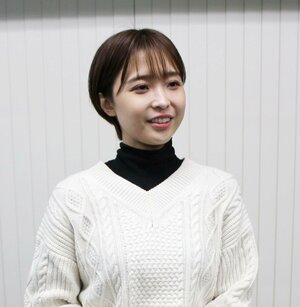 インタビューに応じる渡邊渚さん=東京都千代田区