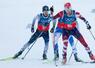 　男子団体スプリント　後半距離で力走する渡部暁斗（左）＝テーゼロ（共同）