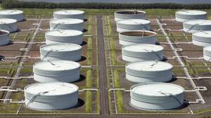 　鹿児島県の志布志国家石油備蓄基地＝２０２３年８月