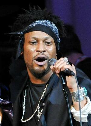米ニューヨークでのコンサートに出演したディアンジェロさん=2013年3月(AP=共同)