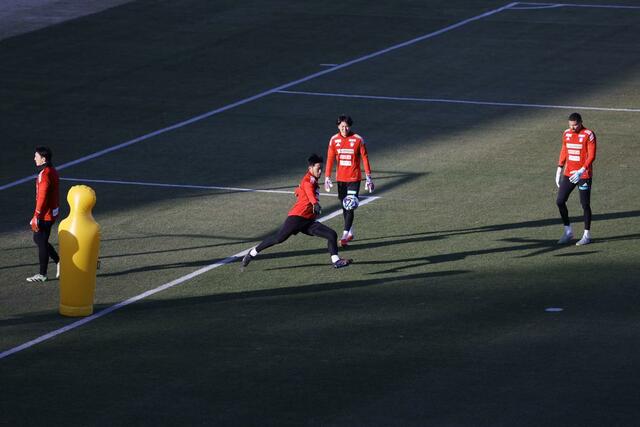 ＧＫ練習＝１月１４日、宮崎県都城市の高城運動公園